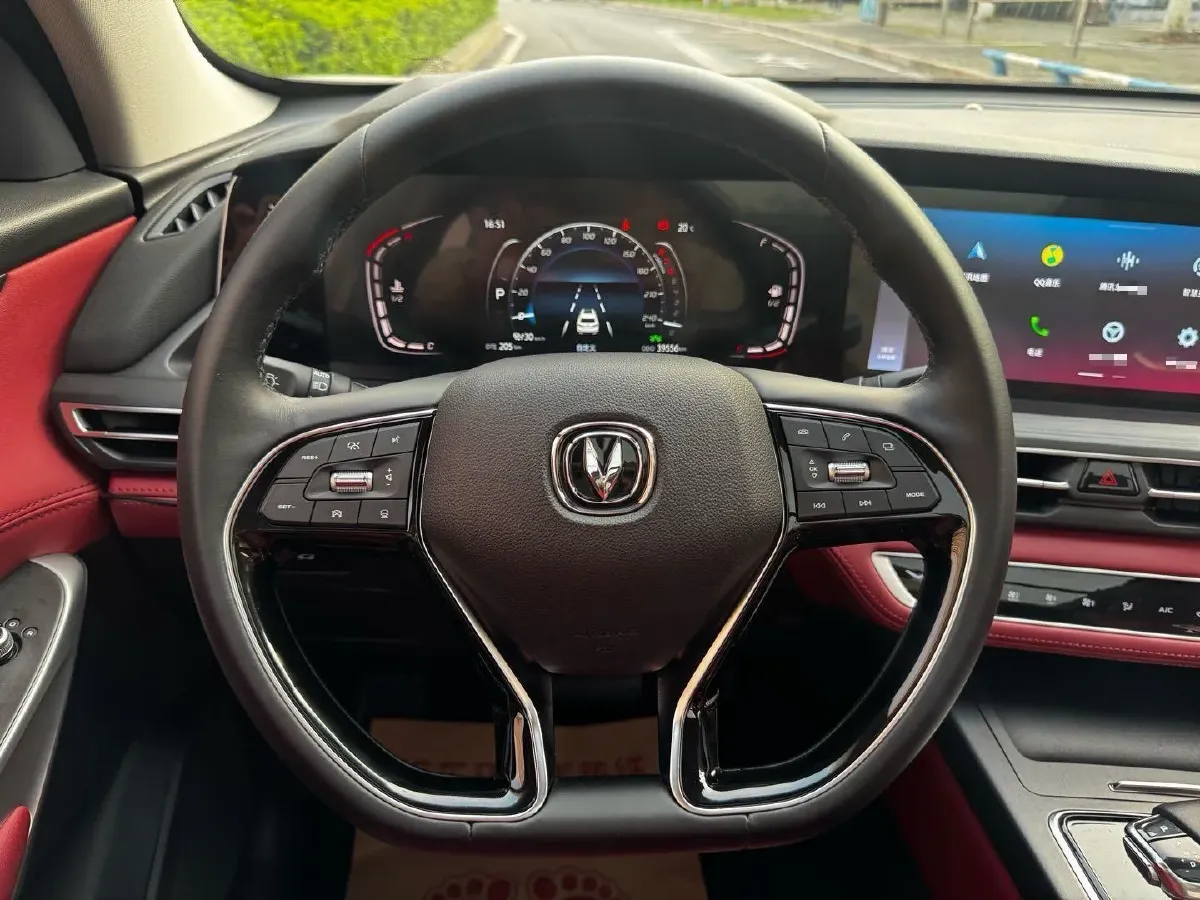 2020 ChangAn CS75 Plus 2.0T 233HP L4 8AT,autocango,china used car exporter,china ev exporter,chinese used car exporter,chinese used ev exporter