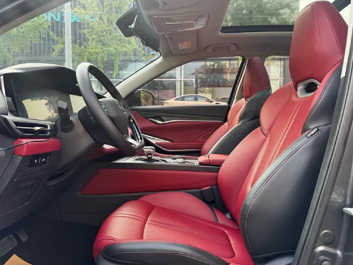 2020 ChangAn CS75 Plus 2.0T 233HP L4 8AT,autocango,china used car exporter,china ev exporter,chinese used car exporter,chinese used ev exporter