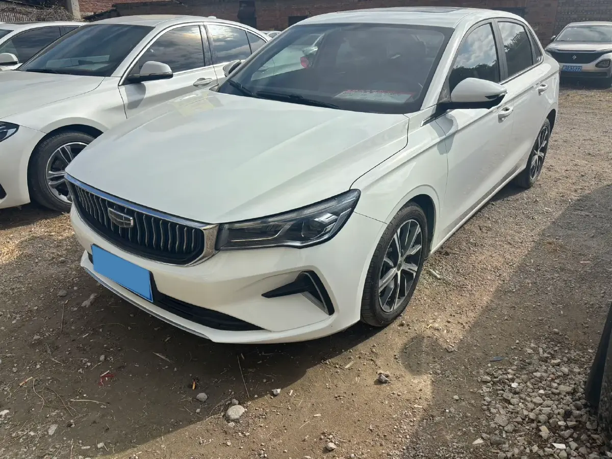 2022 Geely Emgrand 1.5L 114HP L4 CVT
