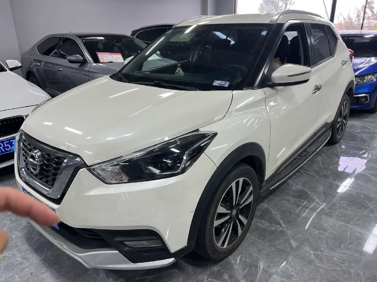 2020 Nissan Kicks 1.5L 124HP L4 CVT
