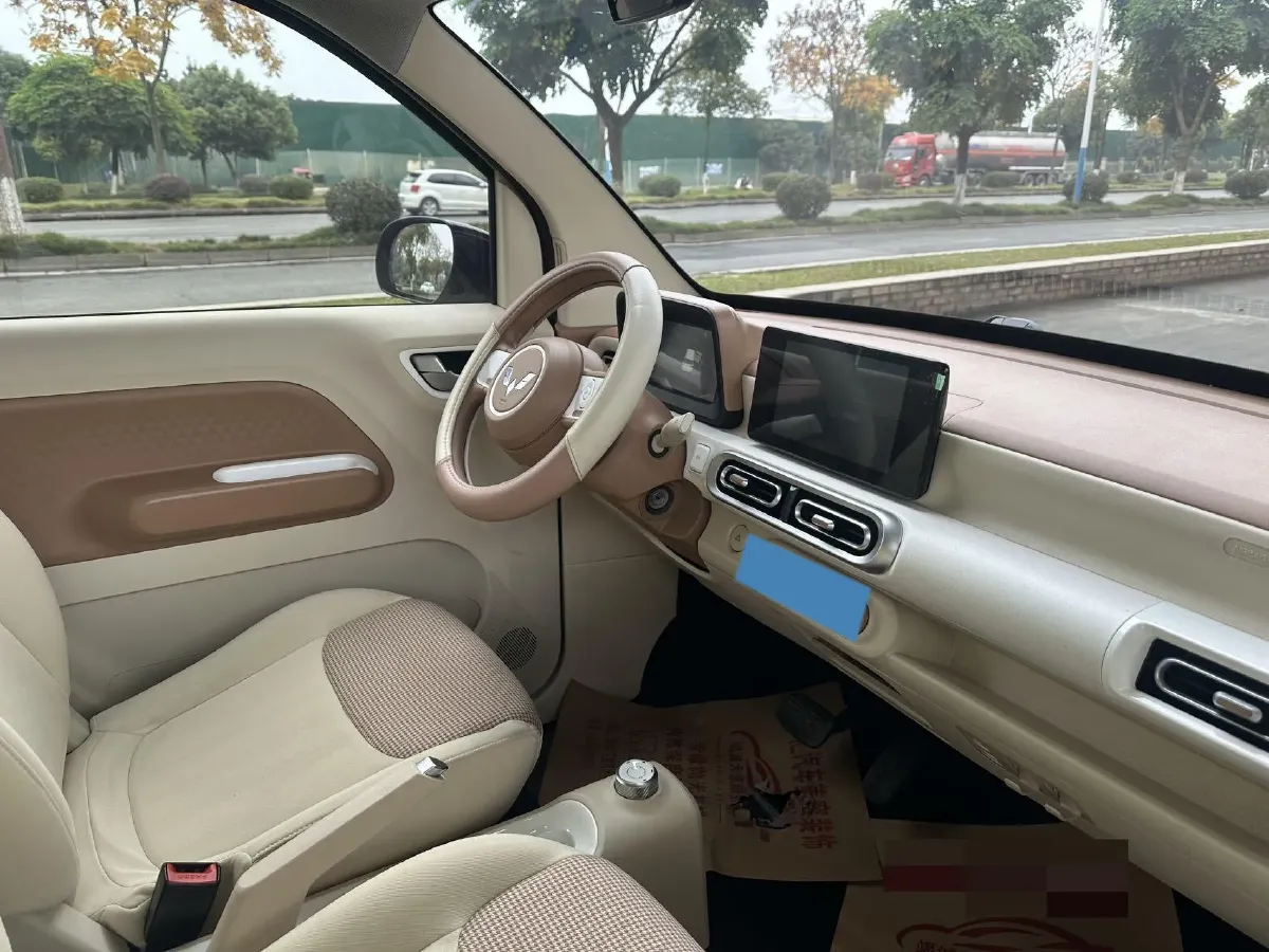 2024 WuLing HongGuang MINI EV BEV 17.3KWH,autocango,china used car exporter,china ev exporter,chinese used car exporter,chinese used ev exporter