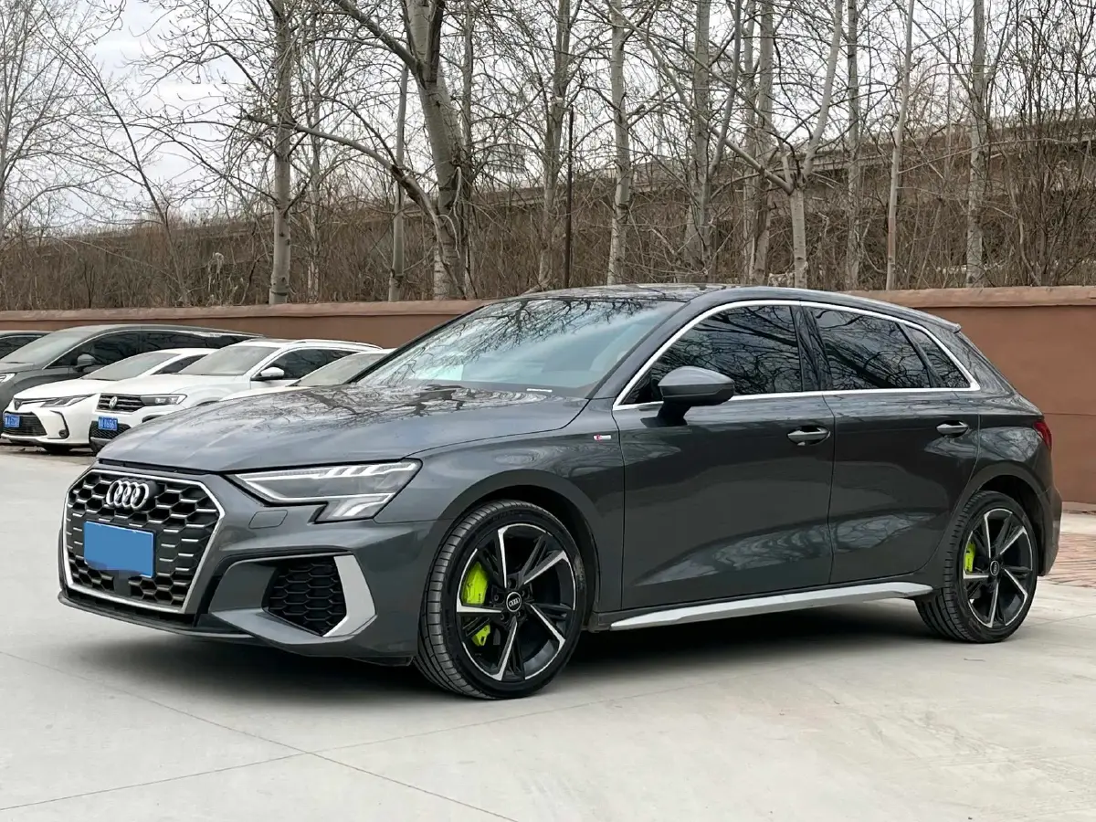 2022 Audi A3 1.4T 150HP L4 7DCT