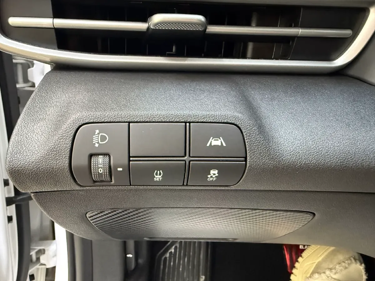 2021 Hyundai Elantra 1.5L 115HP L4 CVT,autocango,china used car exporter,china ev exporter,chinese used car exporter,chinese used ev exporter