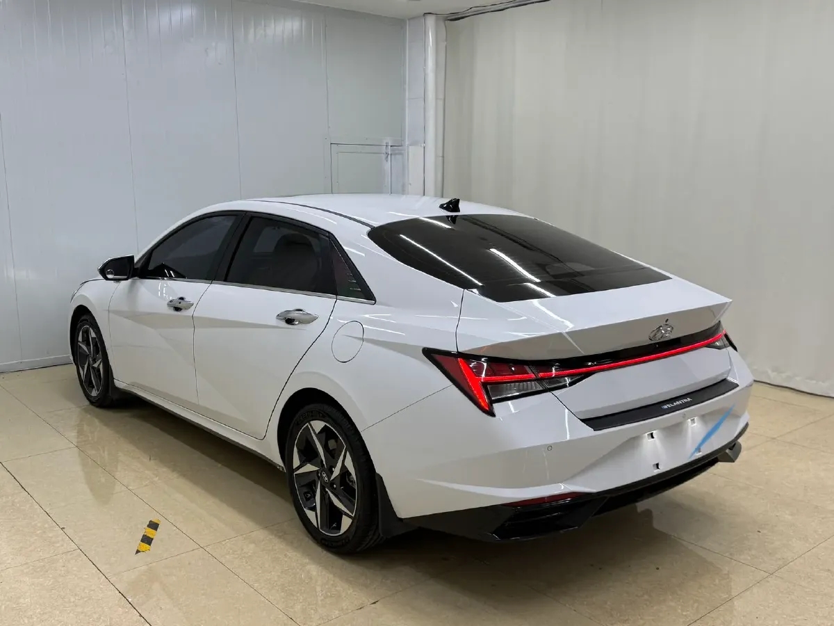2021 Hyundai Elantra 1.5L 115HP L4 CVT,autocango,china used car exporter,china ev exporter,chinese used car exporter,chinese used ev exporter