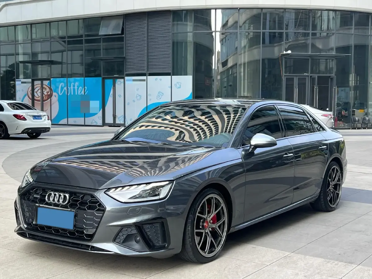 2020 Audi A4L 2.0T 252HP L4 7DCT