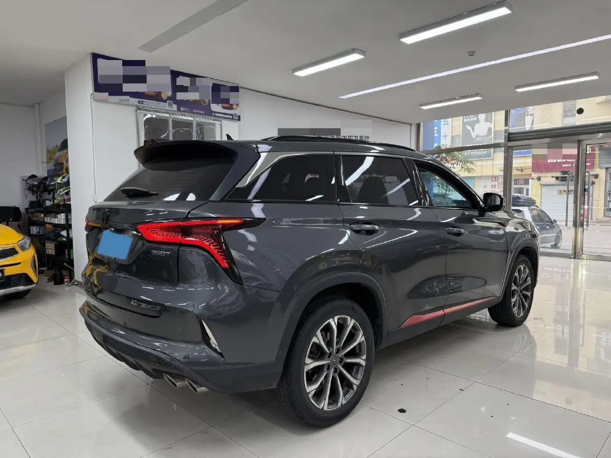 2021 ChangAn CS75 Plus 2.0T 233HP L4 8AT,autocango,china used car exporter,china ev exporter,chinese used car exporter,chinese used ev exporter