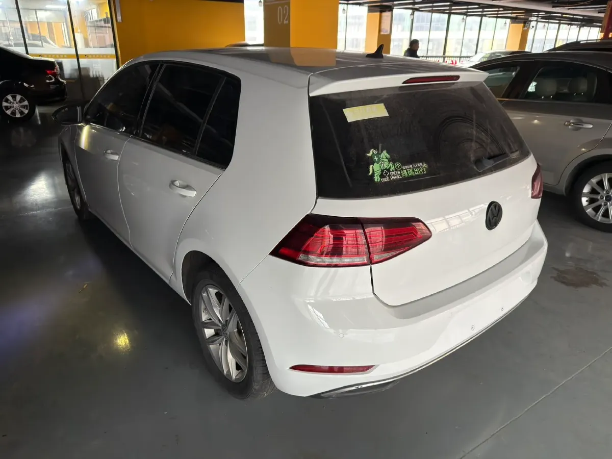 2019 Brilliance Auto V7 1.8T 231HP L4 7DCT,autocango,china used car exporter,china ev exporter,chinese used car exporter,chinese used ev exporter