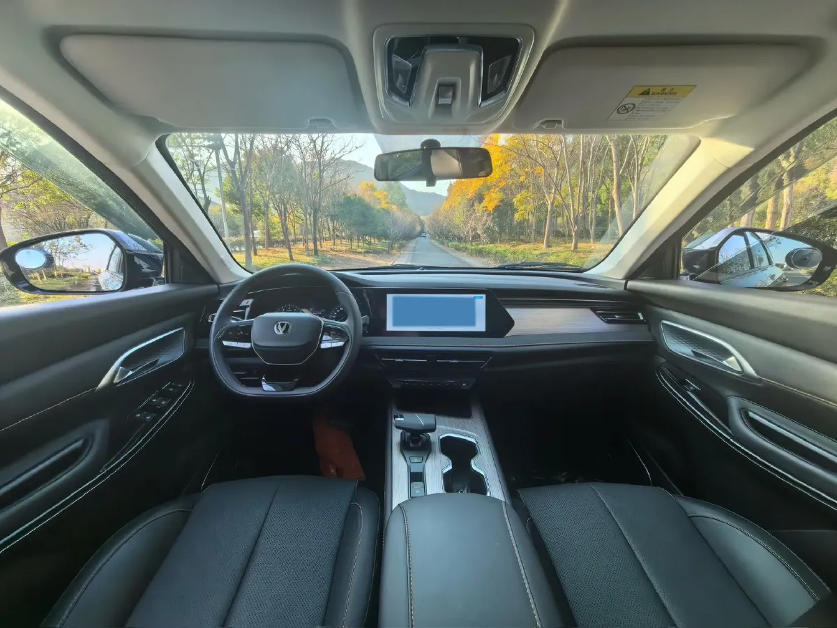 2024 ChangAn X7 PLUS 1.5T 188HP L4 7DCT,autocango,china used car exporter,china ev exporter,chinese used car exporter,chinese used ev exporter