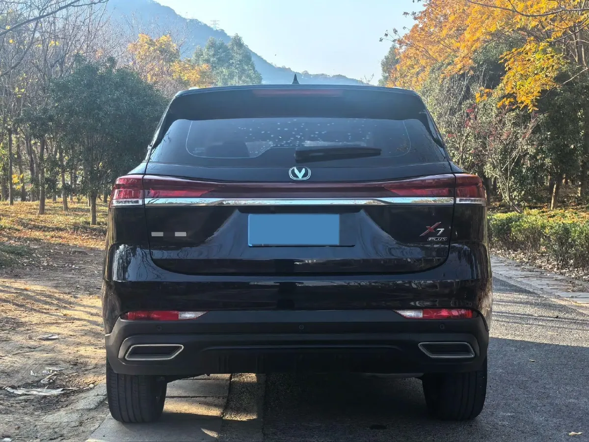 2024 ChangAn X7 PLUS 1.5T 188HP L4 7DCT,autocango,china used car exporter,china ev exporter,chinese used car exporter,chinese used ev exporter
