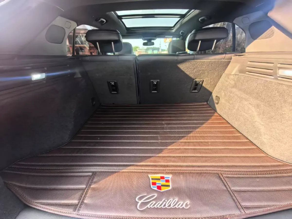 2018 Cadillac XT4 2.0T 241HP L4 9AT,autocango,china used car exporter,china ev exporter,chinese used car exporter,chinese used ev exporter