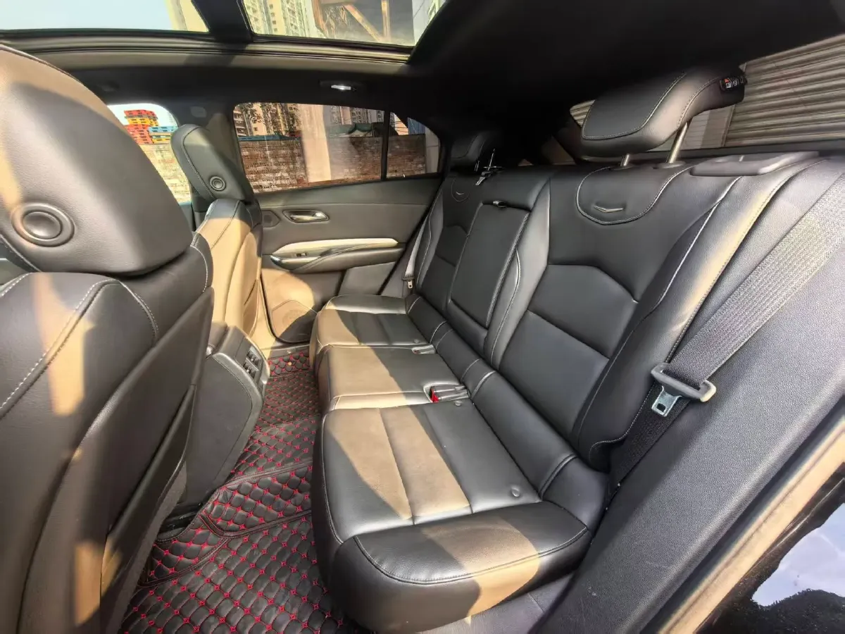 2018 Cadillac XT4 2.0T 241HP L4 9AT,autocango,china used car exporter,china ev exporter,chinese used car exporter,chinese used ev exporter