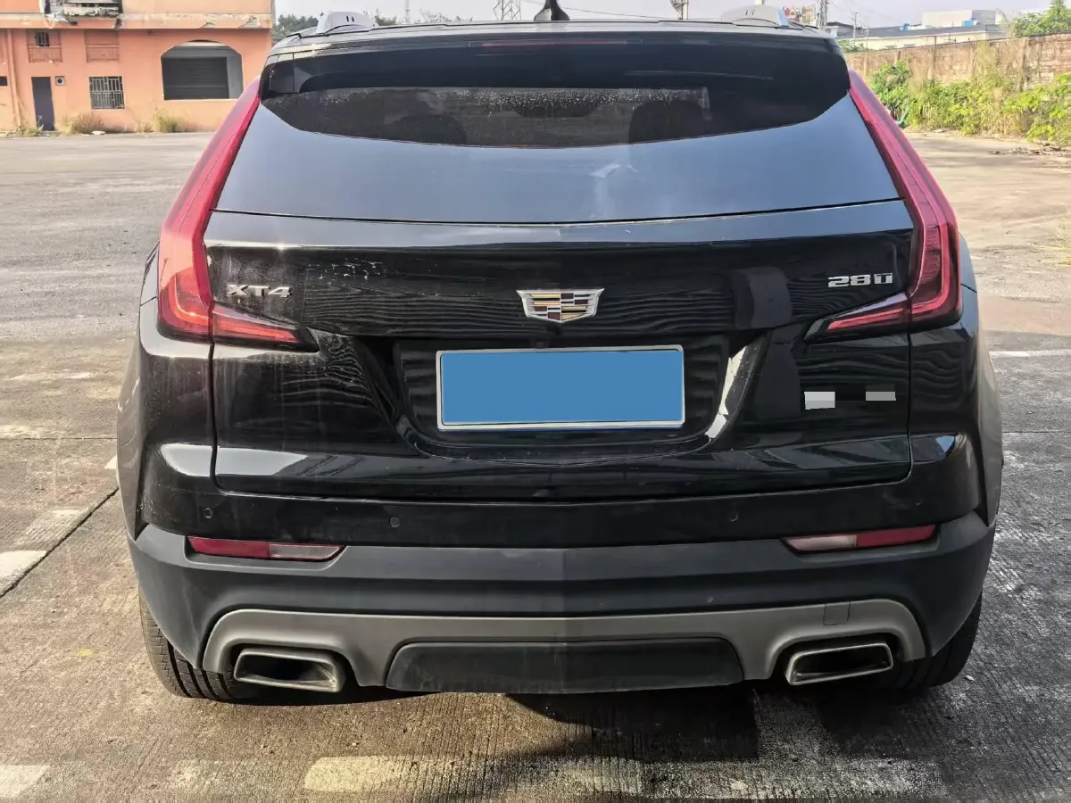 2018 Cadillac XT4 2.0T 241HP L4 9AT,autocango,china used car exporter,china ev exporter,chinese used car exporter,chinese used ev exporter