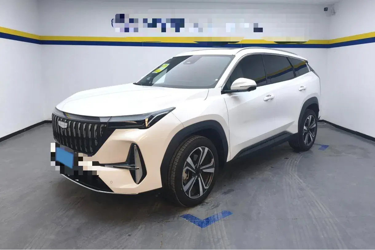 2025 Geely StarRay 1.5T 181HP L4 7DCT