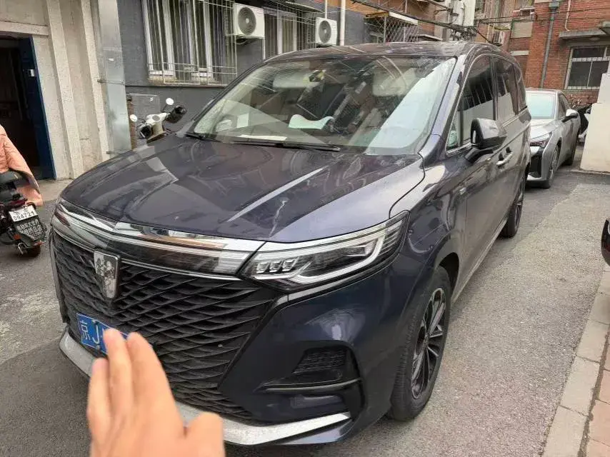 2021 Roewe iMAX8 2.0T 234HP L4 8AT