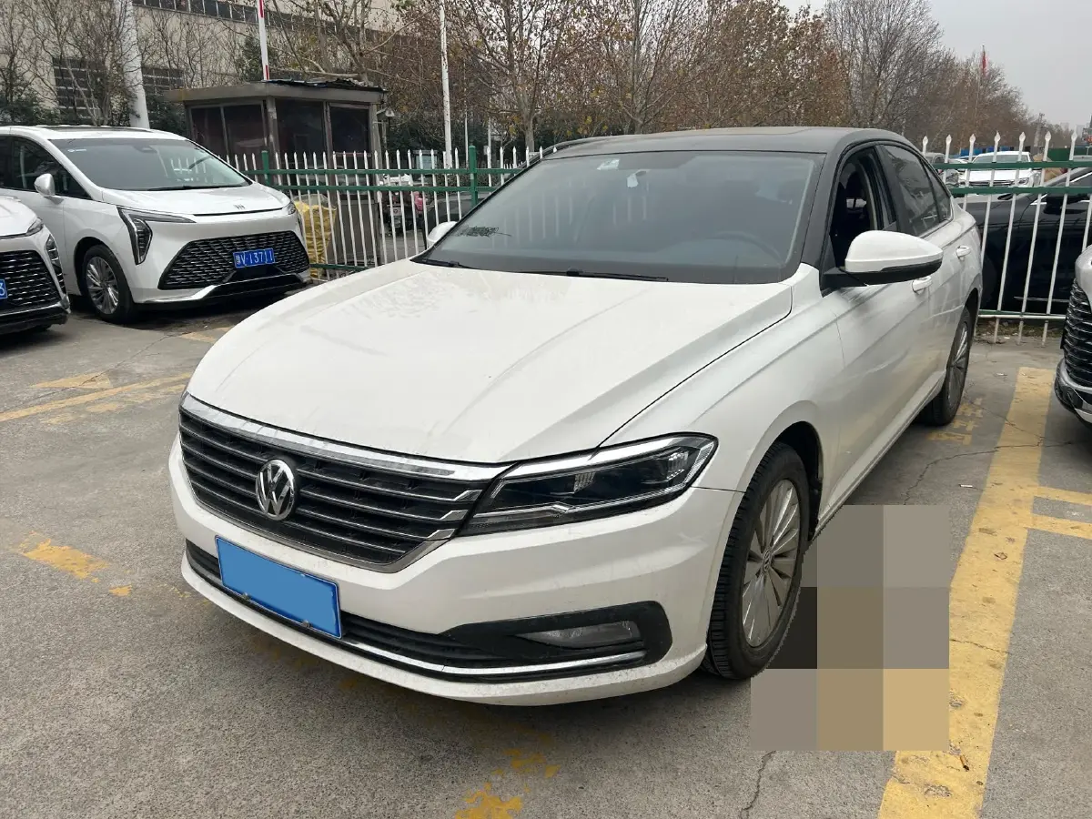 2019 Volkswagen Sagitar 1.2T 116HP L4 7DCT