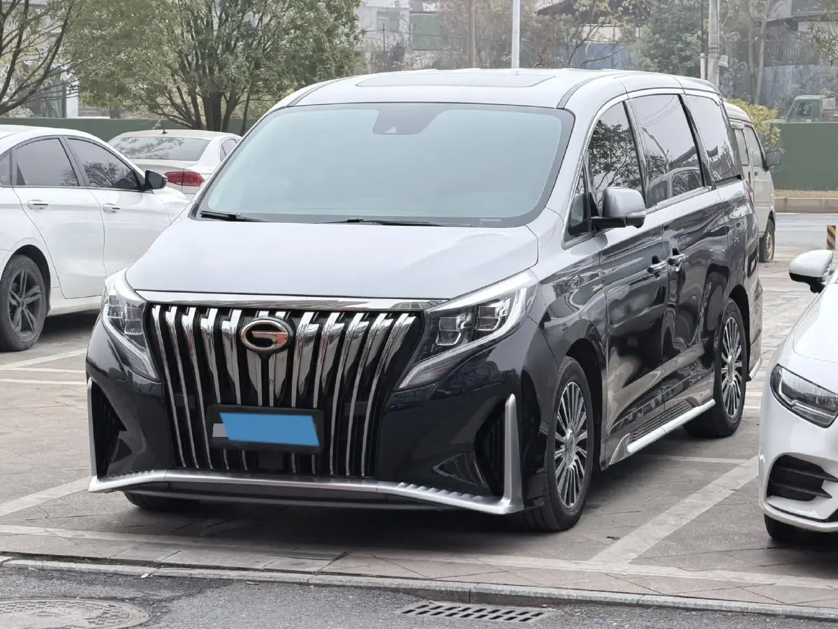 2021 GAC Trumpchi M8 2.0T 252HP L4 8AT