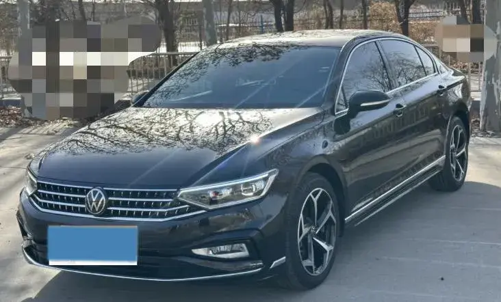 2025 Volkswagen Magotan 2.0T 186HP L4 7DCT