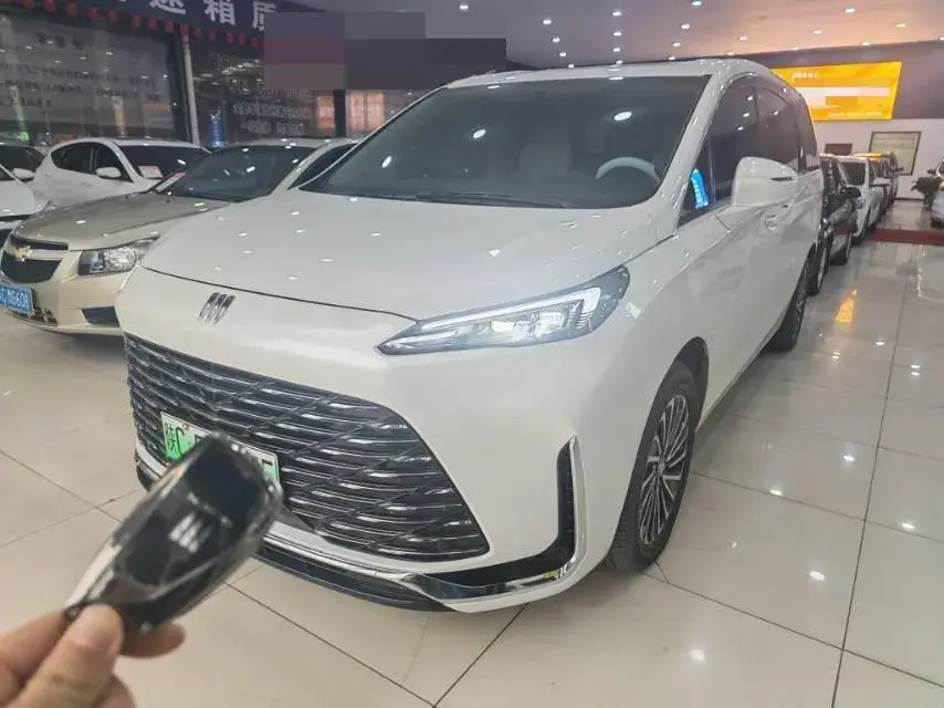 2025 Buick GL8 1.5T 180HP L4 2DHT PHEV