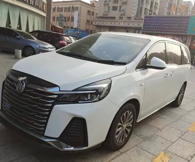 2023 Buick GL8 2.0T 237HP L4 9AT,autocango,china used car exporter,china ev exporter,chinese used car exporter,chinese used ev exporter