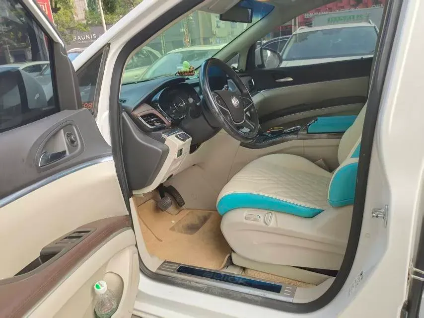 2023 Buick GL8 2.0T 237HP L4 9AT,autocango,china used car exporter,china ev exporter,chinese used car exporter,chinese used ev exporter