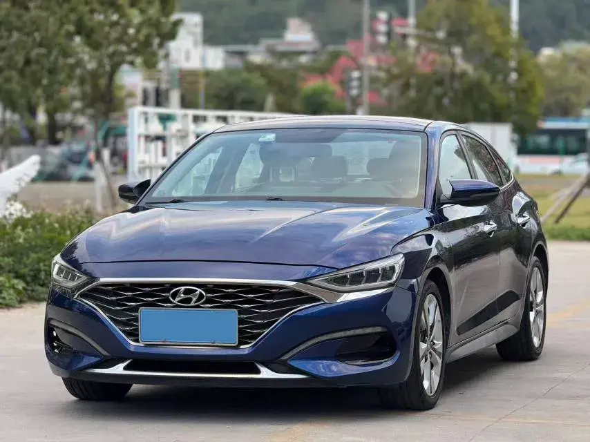 2019 Hyundai La Festa 1.6T 204HP L4 7DCT