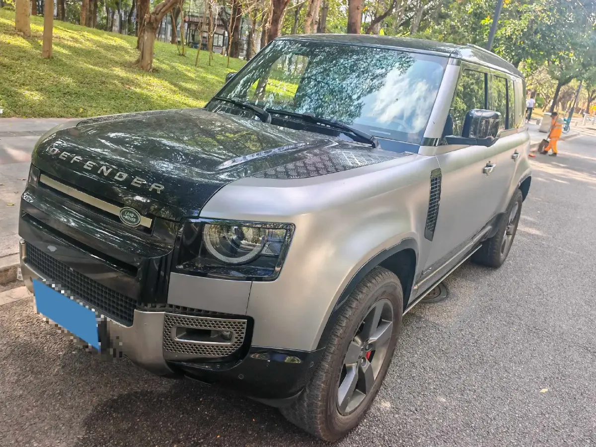 2023 Land Rover Defender 3.0T 400HP L6 8AT