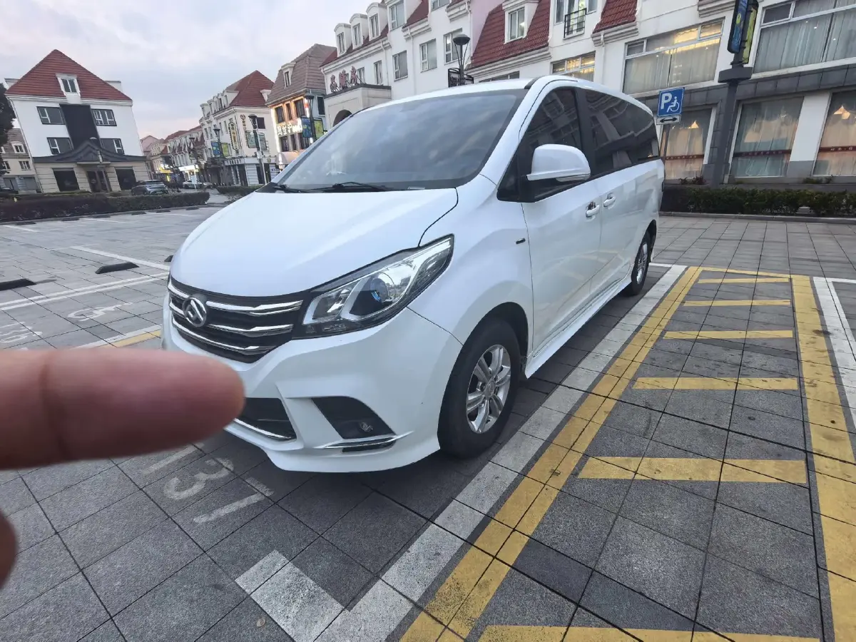 2020 Volkswagen T-Roc 1.4T 150HP L4 7DCT