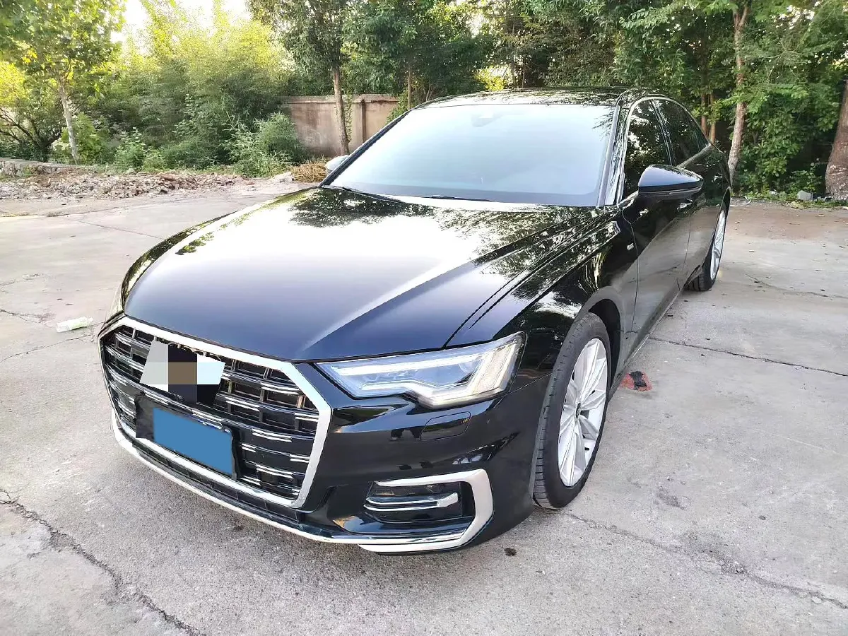 2026 Audi A6L 2.0T 245HP L4 7DCT,autocango,china used car exporter,china ev exporter,chinese used car exporter,chinese used ev exporter