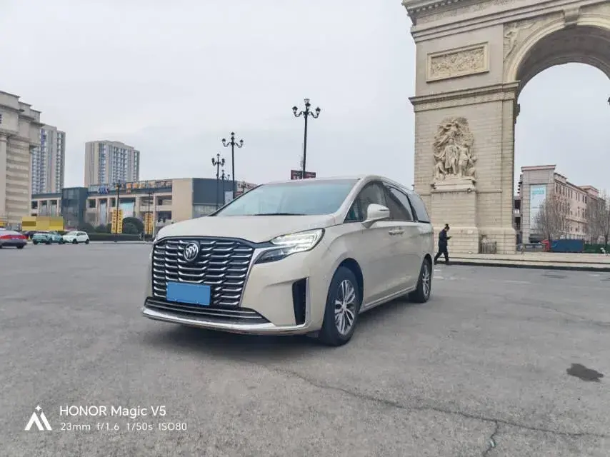 2022 Buick GL8 2.0T 237HP L4 9AT