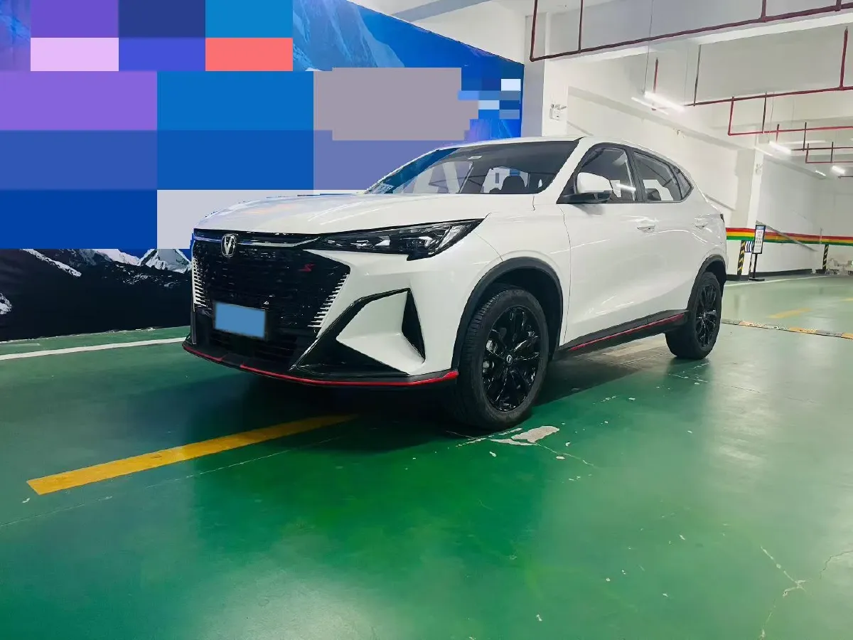 2024 ChangAn X5 PLUS 1.5T 188HP L4 7DCT,autocango,china used car exporter,china ev exporter,chinese used car exporter,chinese used ev exporter