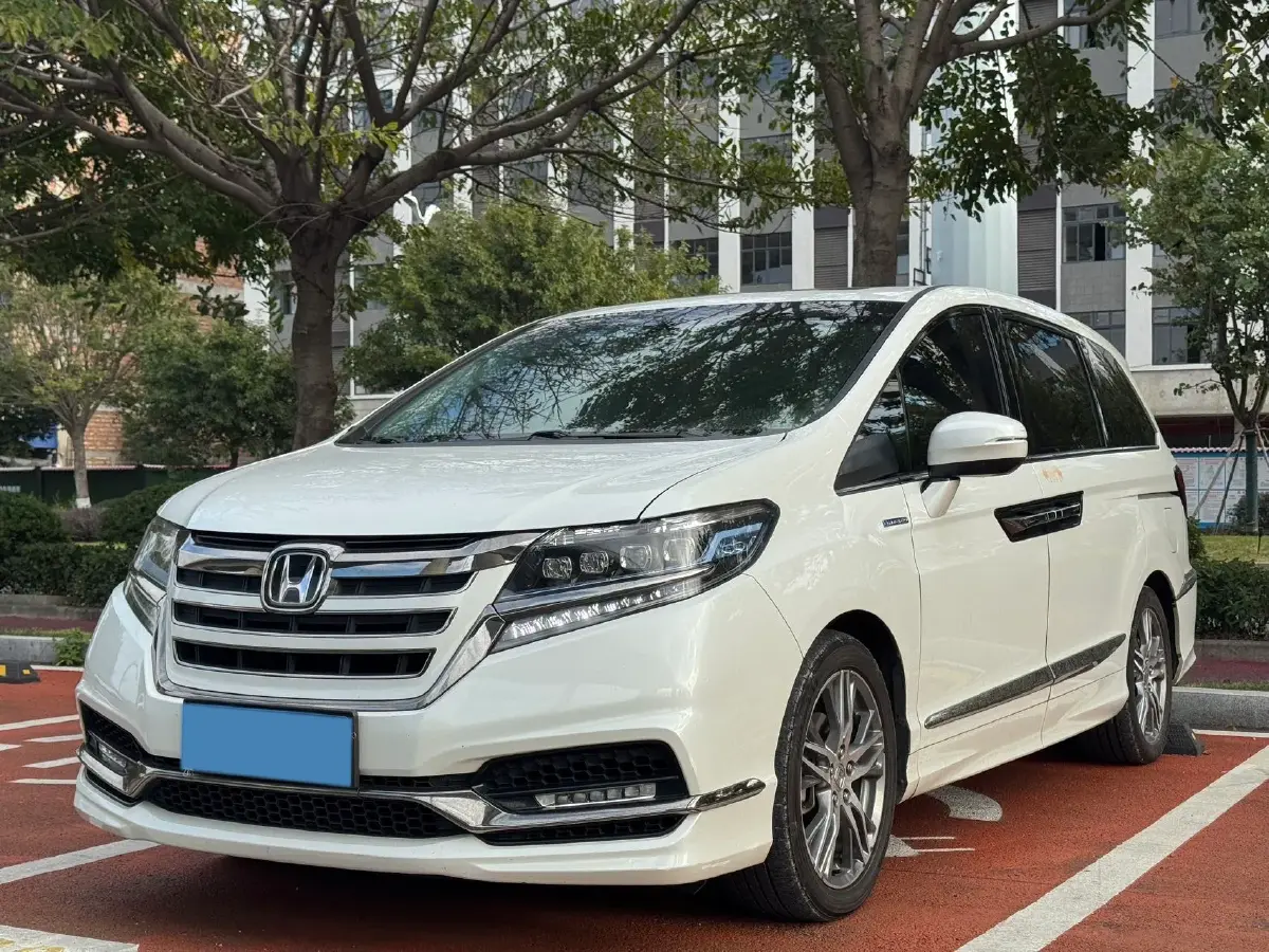 2019 Honda Elysioin 2.0L 146HP L4 E-CVT Hybrid