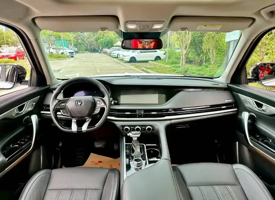 2019 ChangAn CS95 2.0T 233HP L4 6AT,autocango,china used car exporter,china ev exporter,chinese used car exporter,chinese used ev exporter