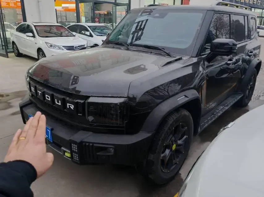 2023 Jetour Traveller 2.0T 254HP L4 7DCT