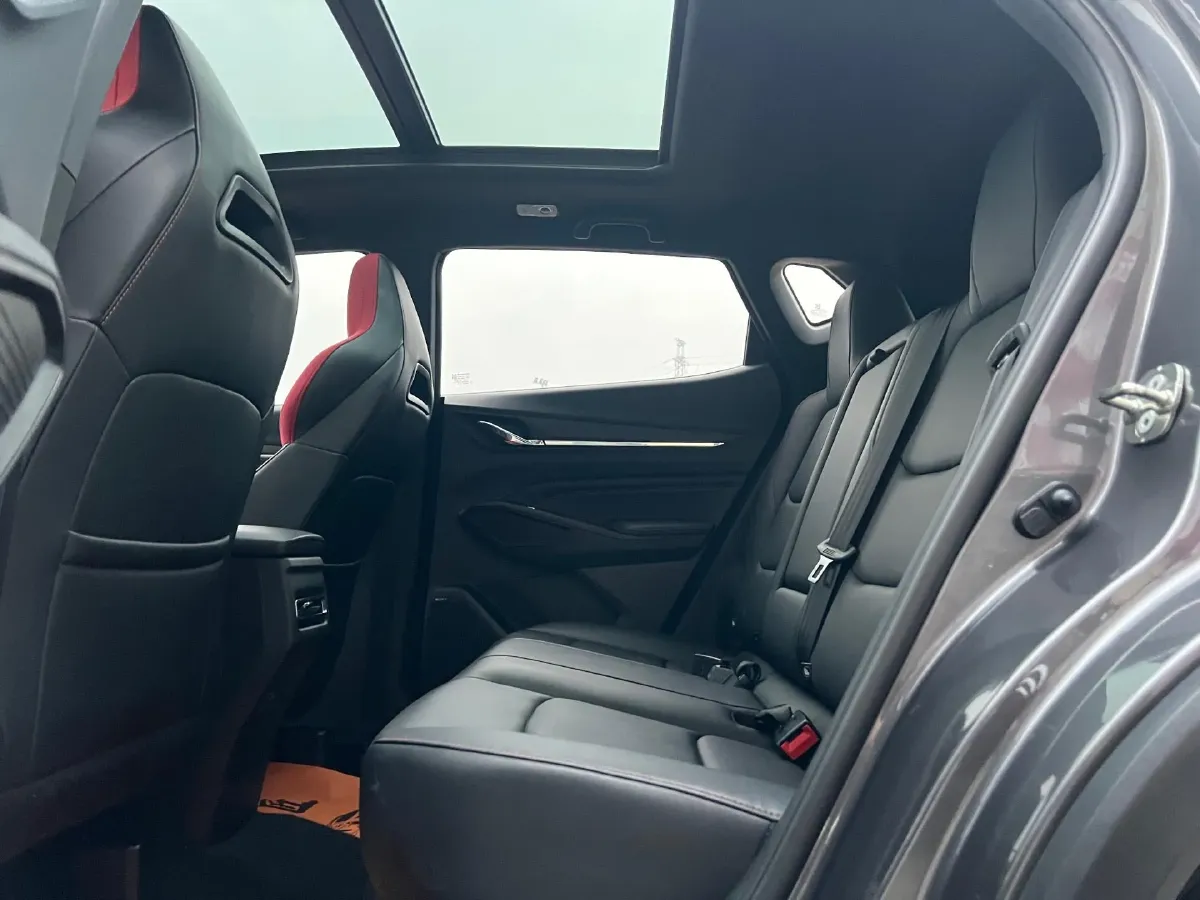 2024 ChangAn X5 PLUS 1.5T 188HP L4 7DCT,autocango,china used car exporter,china ev exporter,chinese used car exporter,chinese used ev exporter