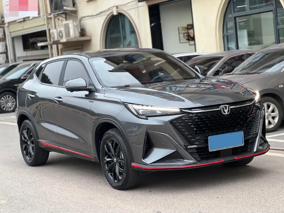 2024 ChangAn X5 PLUS 1.5T 188HP L4 7DCT,autocango,china used car exporter,china ev exporter,chinese used car exporter,chinese used ev exporter