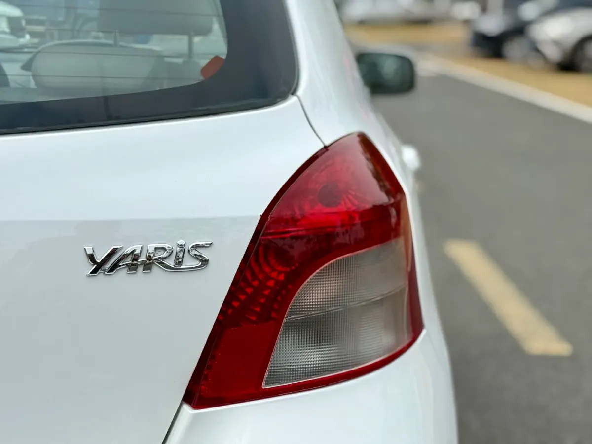 2011 Toyota Yaris 1.6L 118HP L4 4AT,autocango,china used car exporter,china ev exporter,chinese used car exporter,chinese used ev exporter