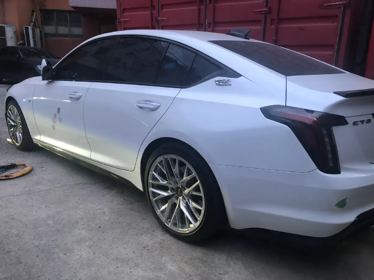 2024 Cadillac CT5 2.0T 237HP L4 10AT,autocango,china used car exporter,china ev exporter,chinese used car exporter,chinese used ev exporter