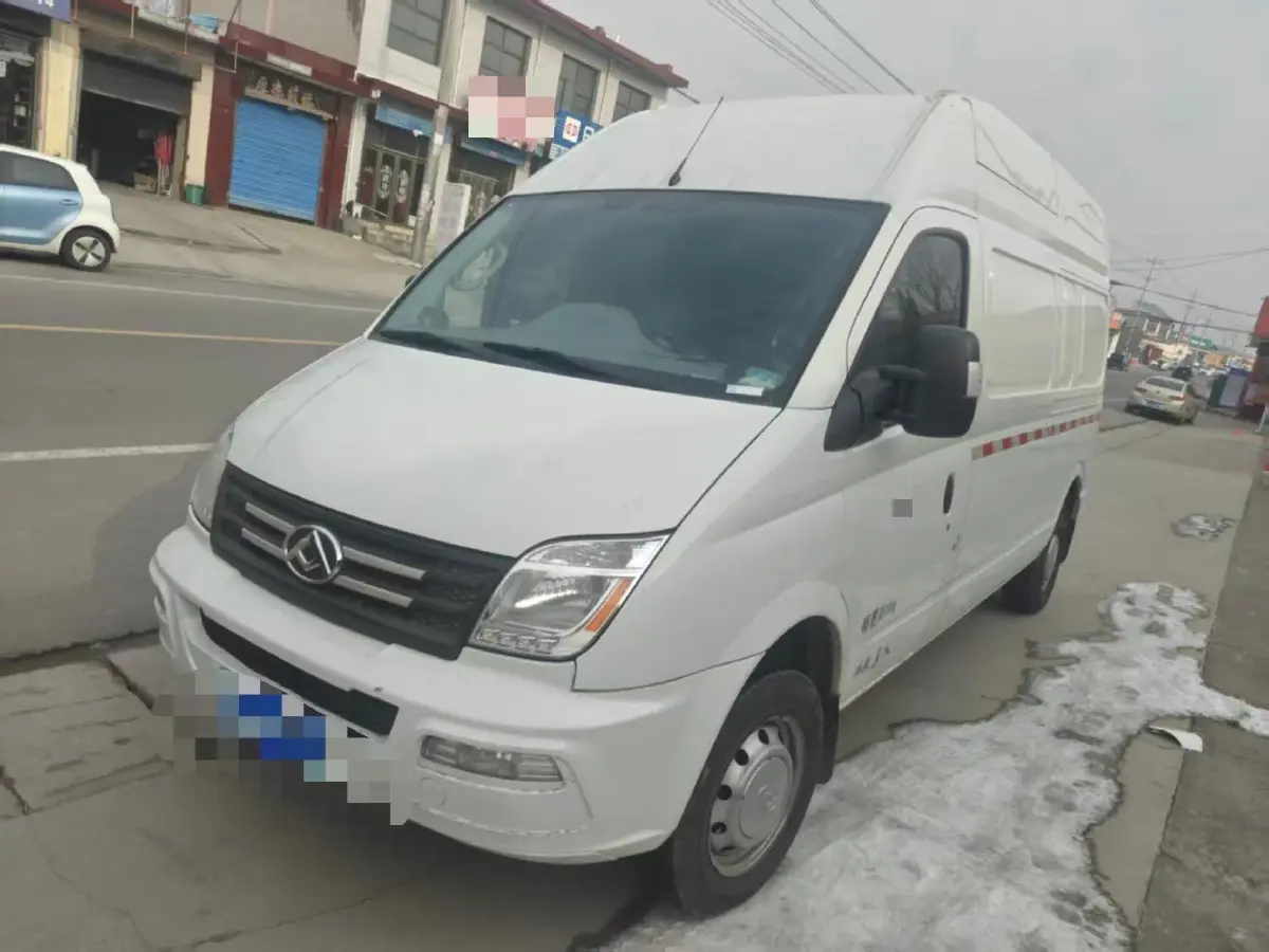 2021 MAXUS XinTu V80 2.0T 127HP L4 6MT