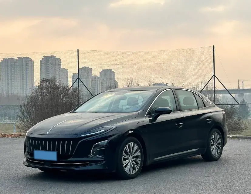 2023 HongQi E-QM5 BEV 82KWH