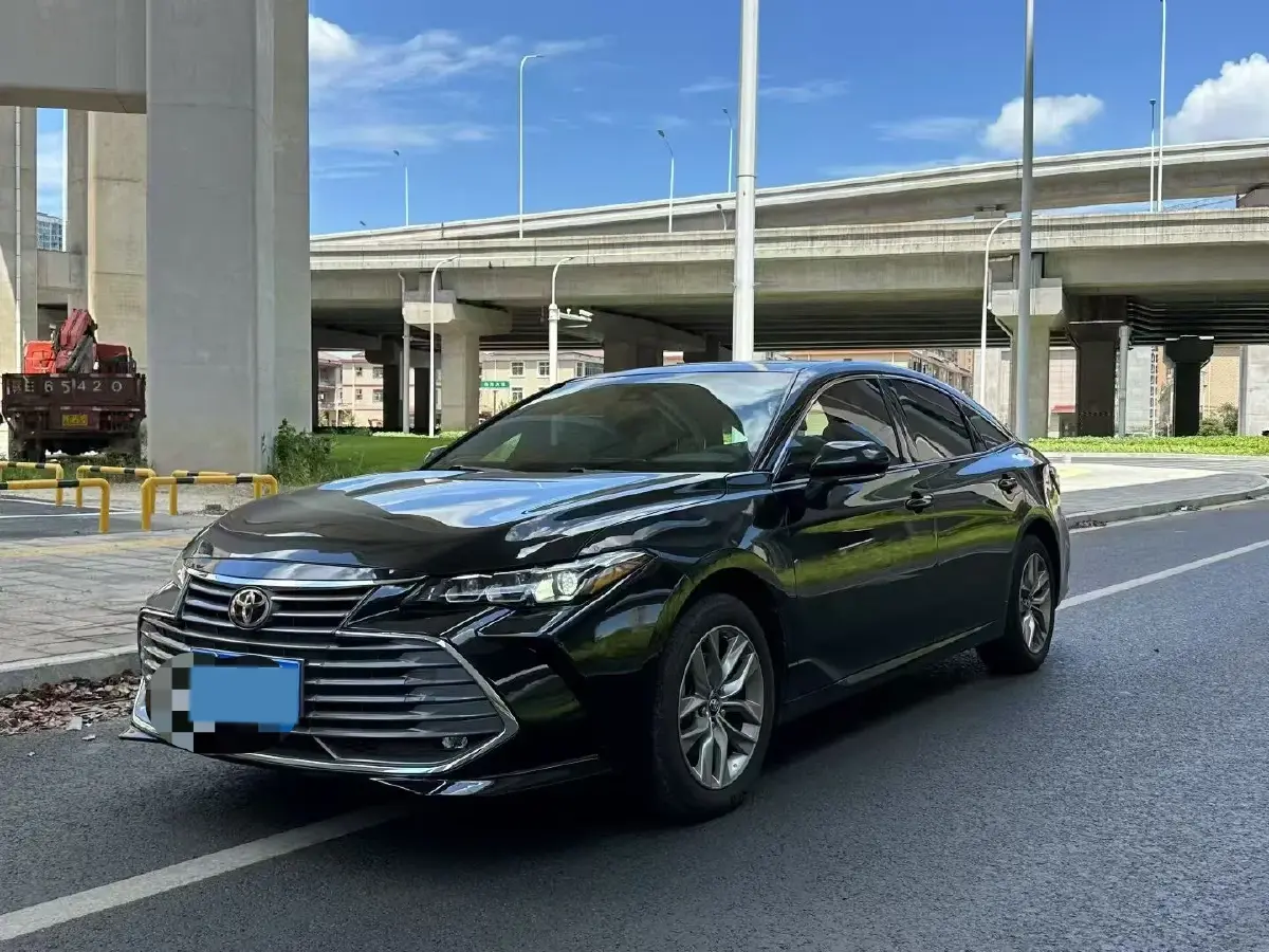 2019 Toyota Avalon 2.0L 178HP L4 CVT