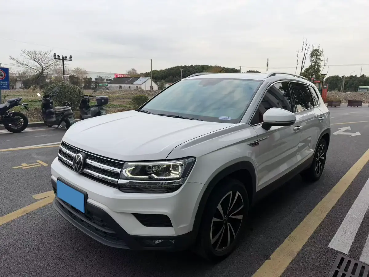 2021 Volkswagen Tharu 1.4T 150HP L4 7DCT