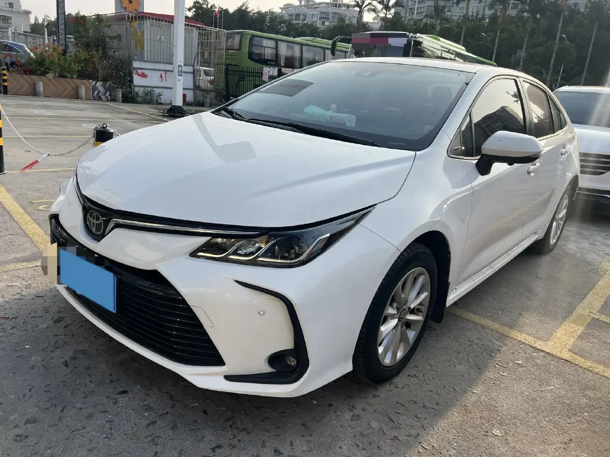 2021 Toyota Corolla 1.2T 116HP L4 CVT