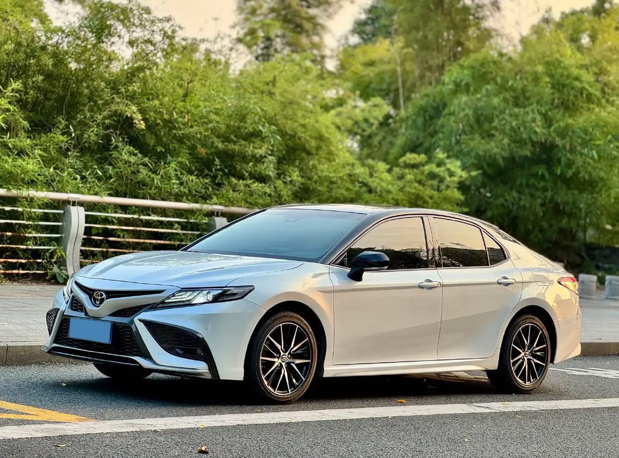 2023 Toyota Camry 2.0L 177HP L4 CVT