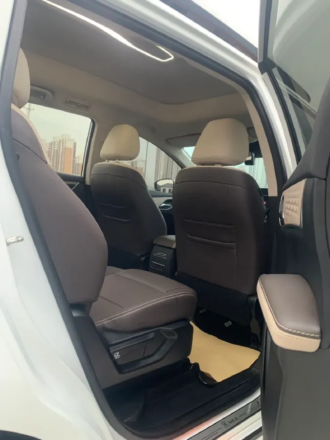 2022 Skyworth HT-i 1.5L 110HP L4 E-CVT PHEV 21.68KWH,autocango,china used car exporter,china ev exporter,chinese used car exporter,chinese used ev exporter