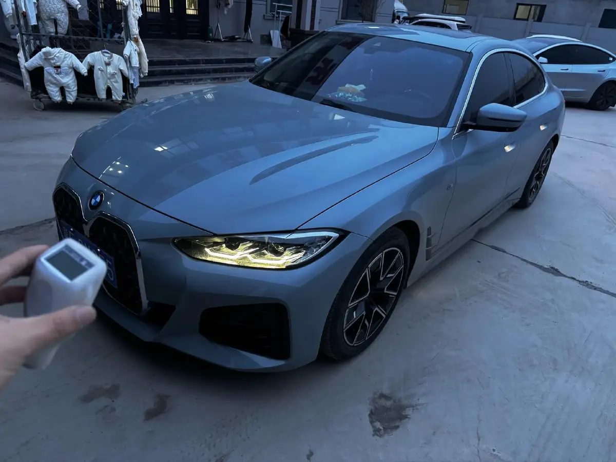 2022 BMW 8 Series 3.0T 333HP L6 8AT