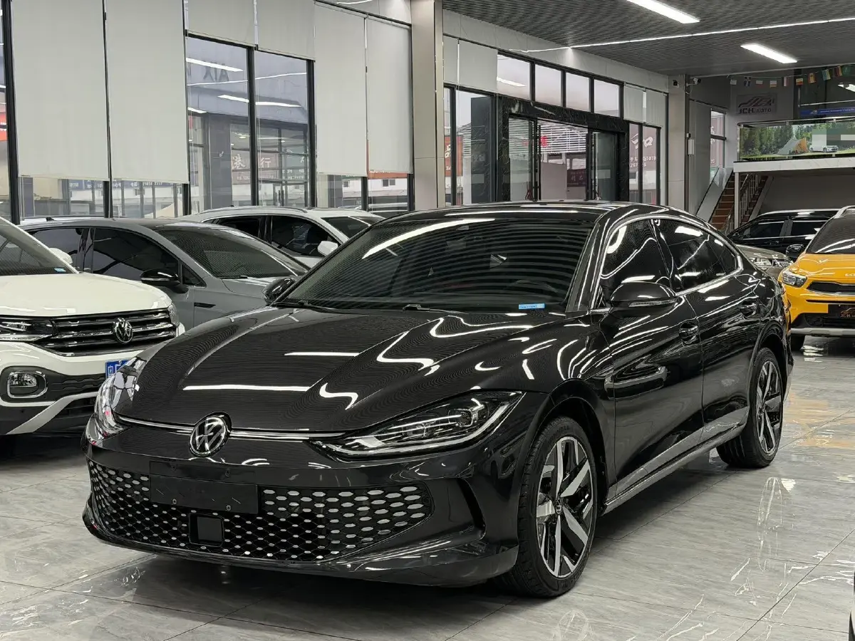 2022 Exceed TXL 2.0T 261HP L4 7DCT