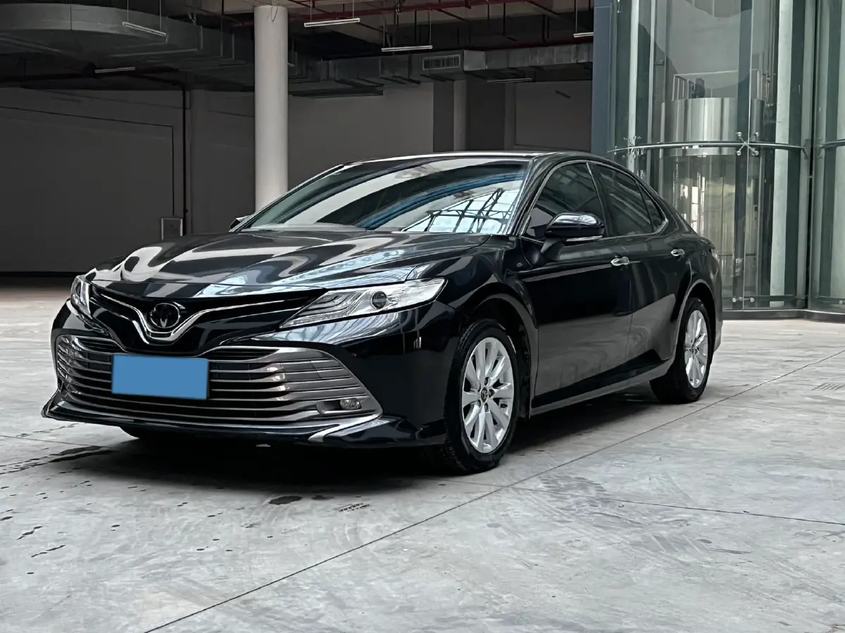 2019 Toyota Camry 2.0L 178HP L4 CVT