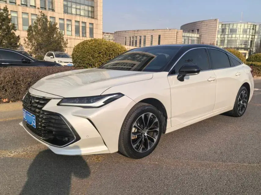 2023 Toyota Avalon 2.0L 177HP L4 CVT