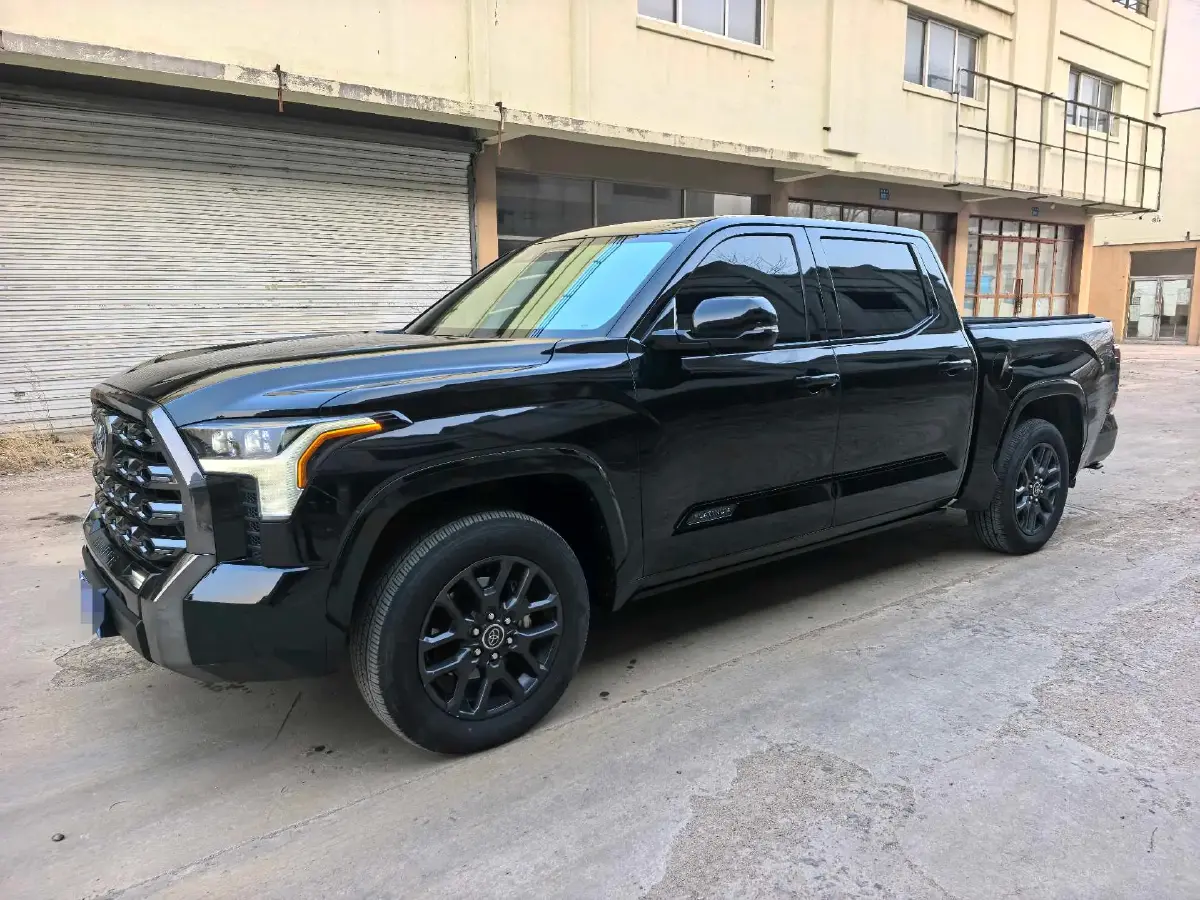 2022 Tank 300 2.0T 227HP L4 8AT