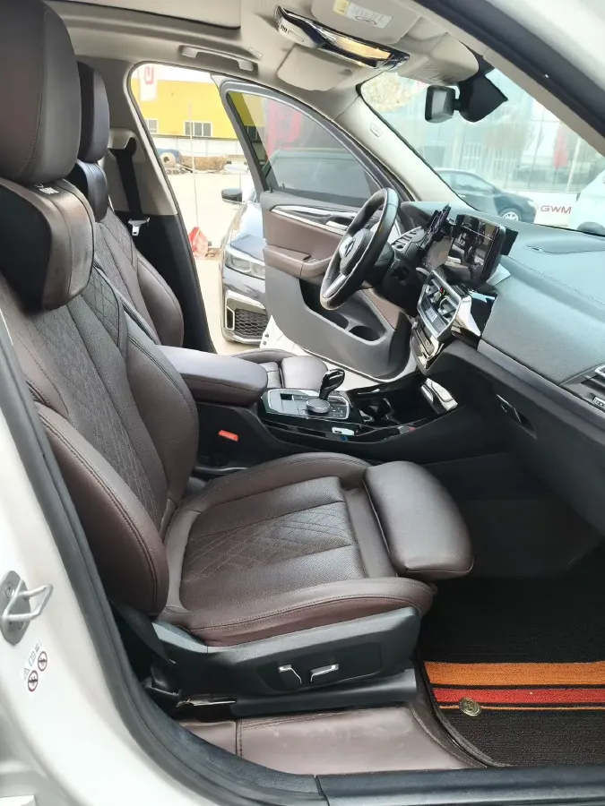 2022 BMW X3 2.0T 184HP L4 8AT,autocango,china used car exporter,china ev exporter,chinese used car exporter,chinese used ev exporter